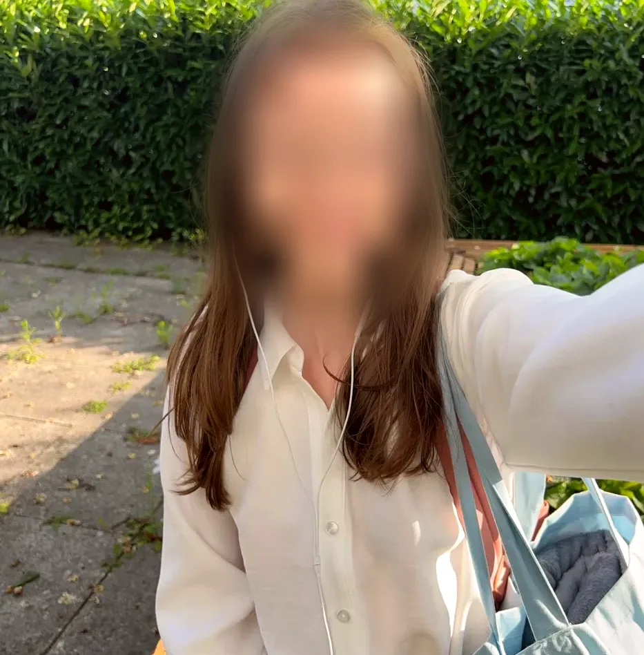 Ida, 22