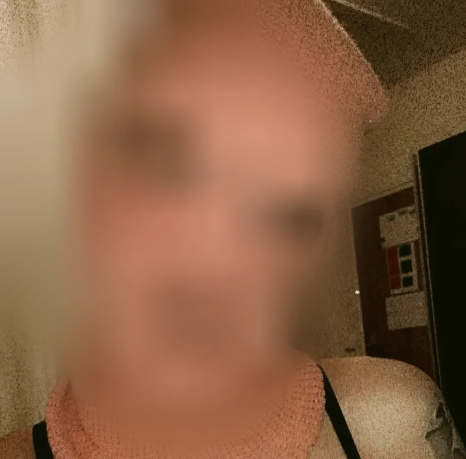 Jasmin, 31