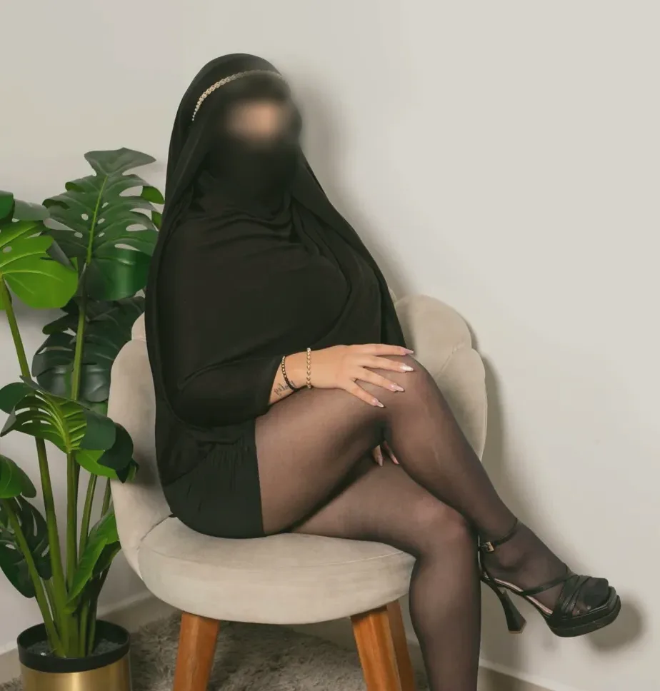 Sofie, 22