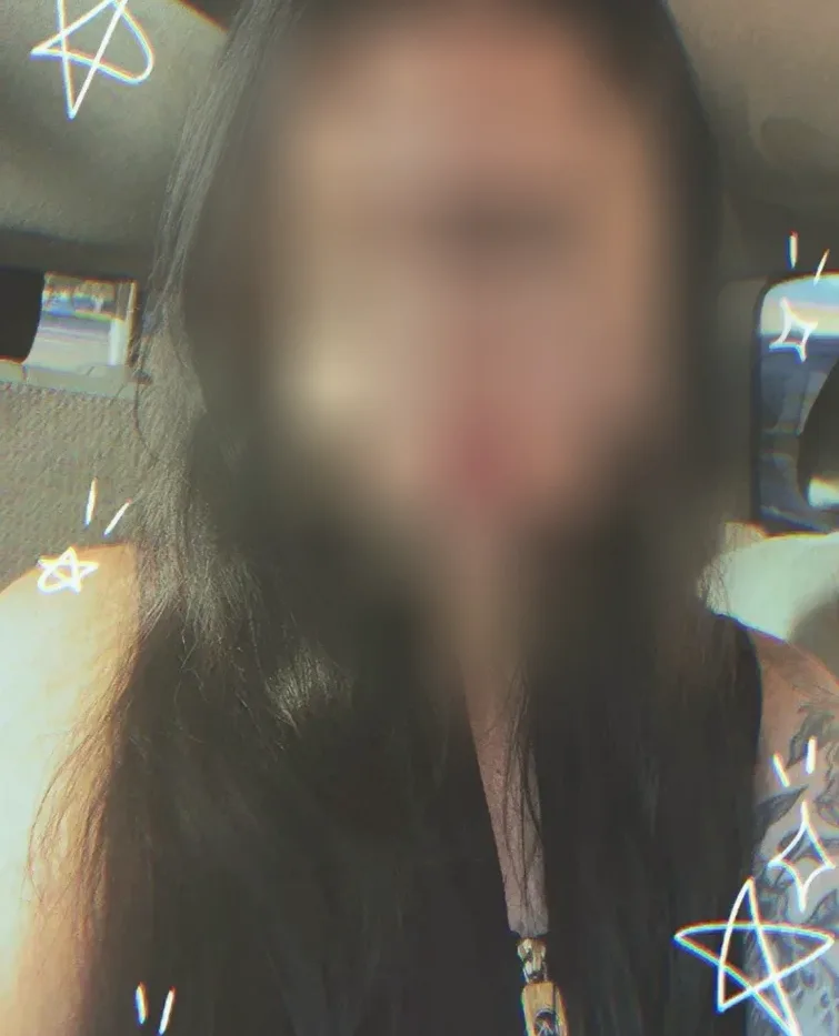 Susanne, 23